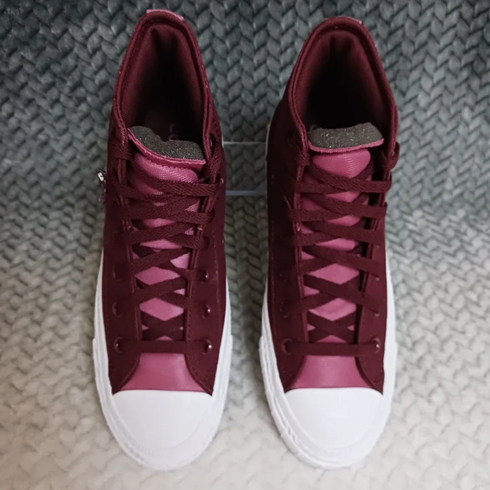 Converse Chuck Taylor All Star Far From Chuck Kid's Athletic Sneaker Shoes Sz 6